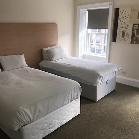 Smithyends Apartments Cumbernauld Eksteriør billede